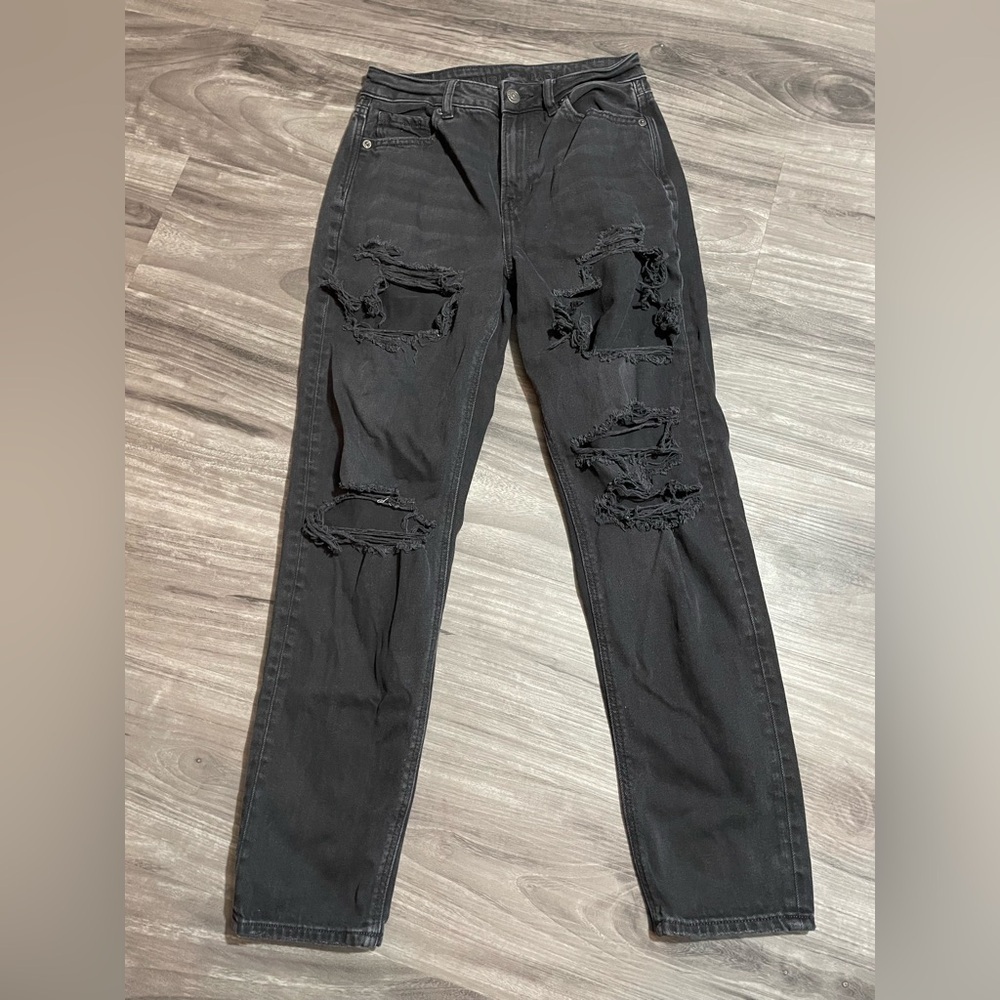 🔵American eagle jeans size 0 black ripped jeans